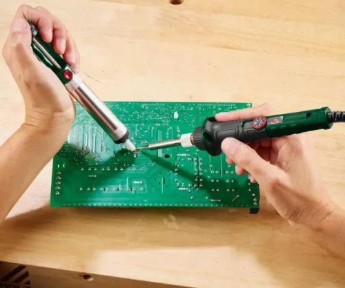 Parkside forrasztópáka PLK 60 B1, 60 W + 15 tartozék egy kofferben
