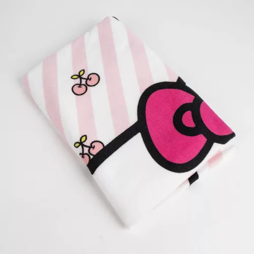 Hello Kitty Cherry fürdőlepedő, strand törölköző 70x140cm (Fast Dry)