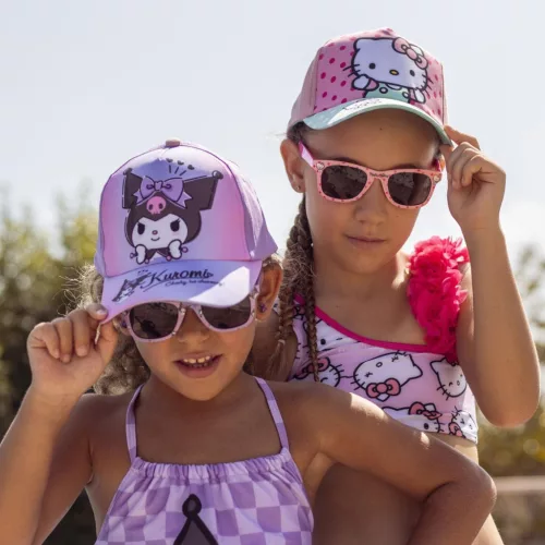 Hello Kitty Kuromi napszemüveg és baseball sapka szett