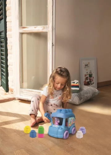 Disney Lilo és Stitch, A csillagkutya Clemmy szenzoros formaválogató busz Clementoni