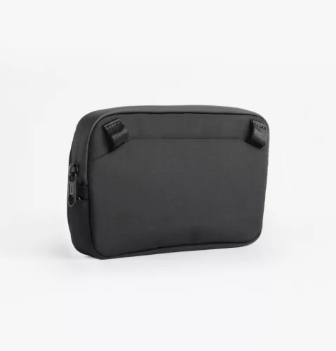 Uniq Arden Voyage táska / rendszerező, mobiltelefon tartó, válltáska / övtáska, vízálló, 1,5L, fekete