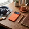 Silicone Mag Apple iPhone 18 Pro / 17 Pro szilikon hátlap tok, MagSafe, narancs